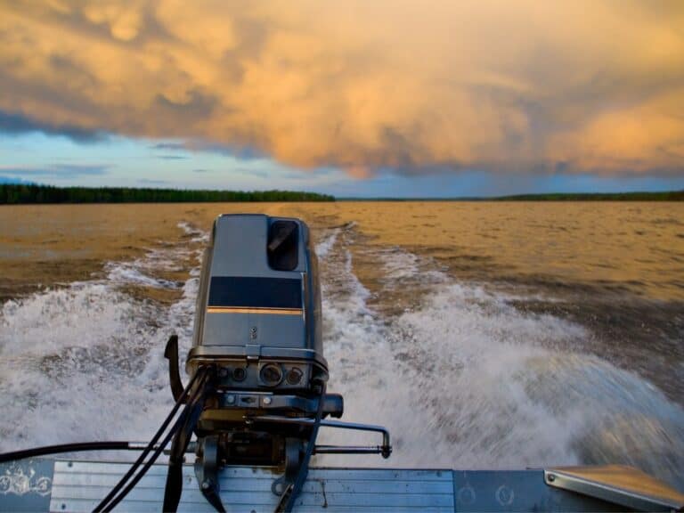 quanto tempo dura um motor de lancha