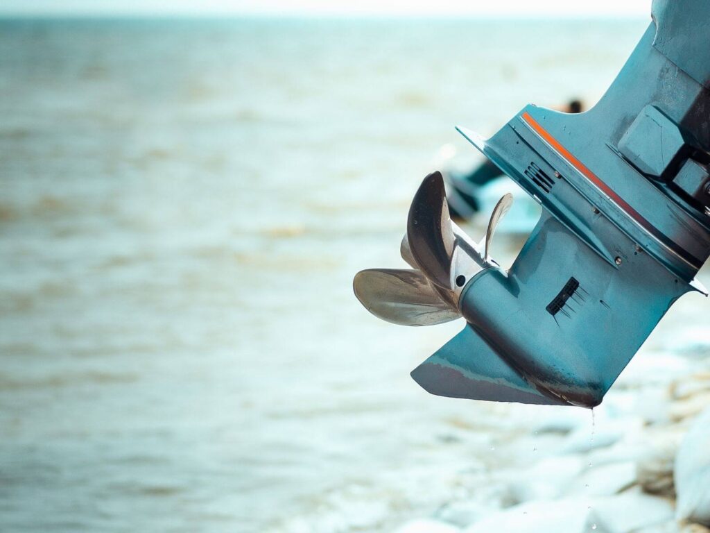 como-colocar-oleo-no-motor