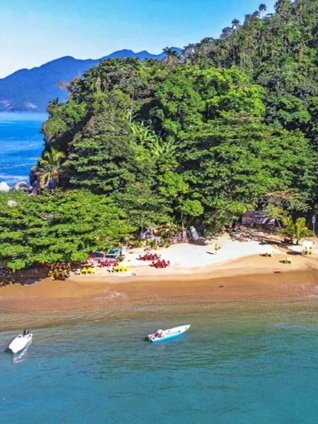 Conheça a Praia Saco do Eustáquio em Ilhabela!