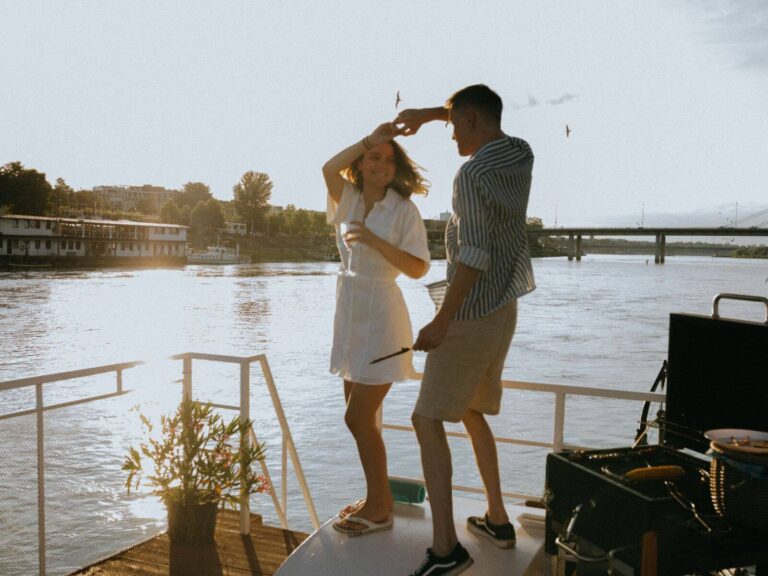 passeio de lancha Ilhabela para casal