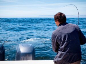 pescaria em alto mar Ilhabela